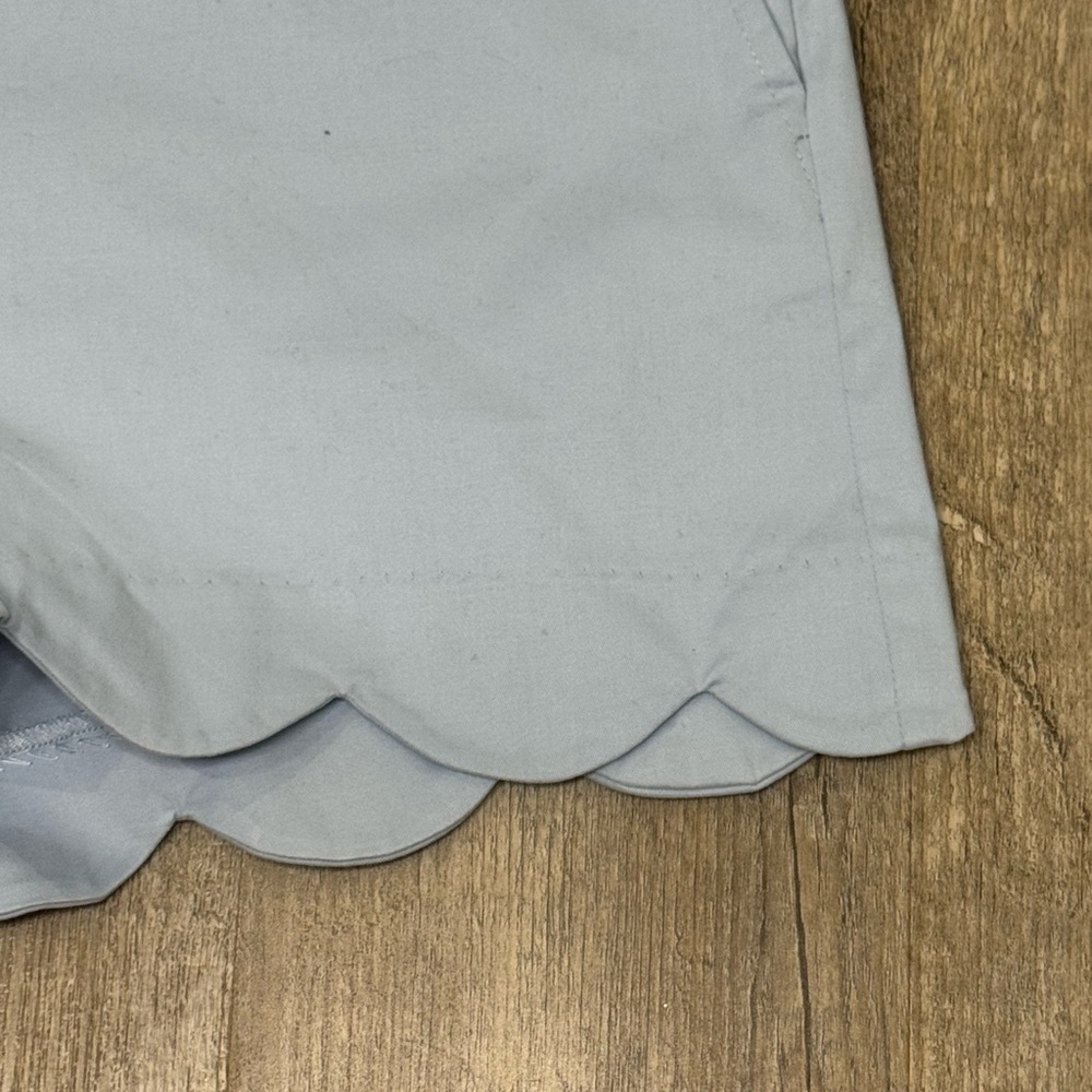 Blue Rain Light Blue Petal Scalloped Hem Shorts, Size M - Picture 4 of 10